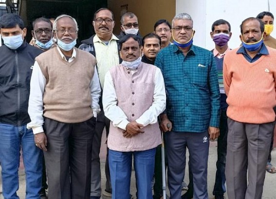 Without making alternative arrangements All Tripura Federation Employees was bulldozed at Jackson Gate, the committee member placed deputation to the Mayor Without making alternative arrangements All Tripura Federation Employees was bulldozed at Jackson Gate, the committee member placed deputation to the Mayor